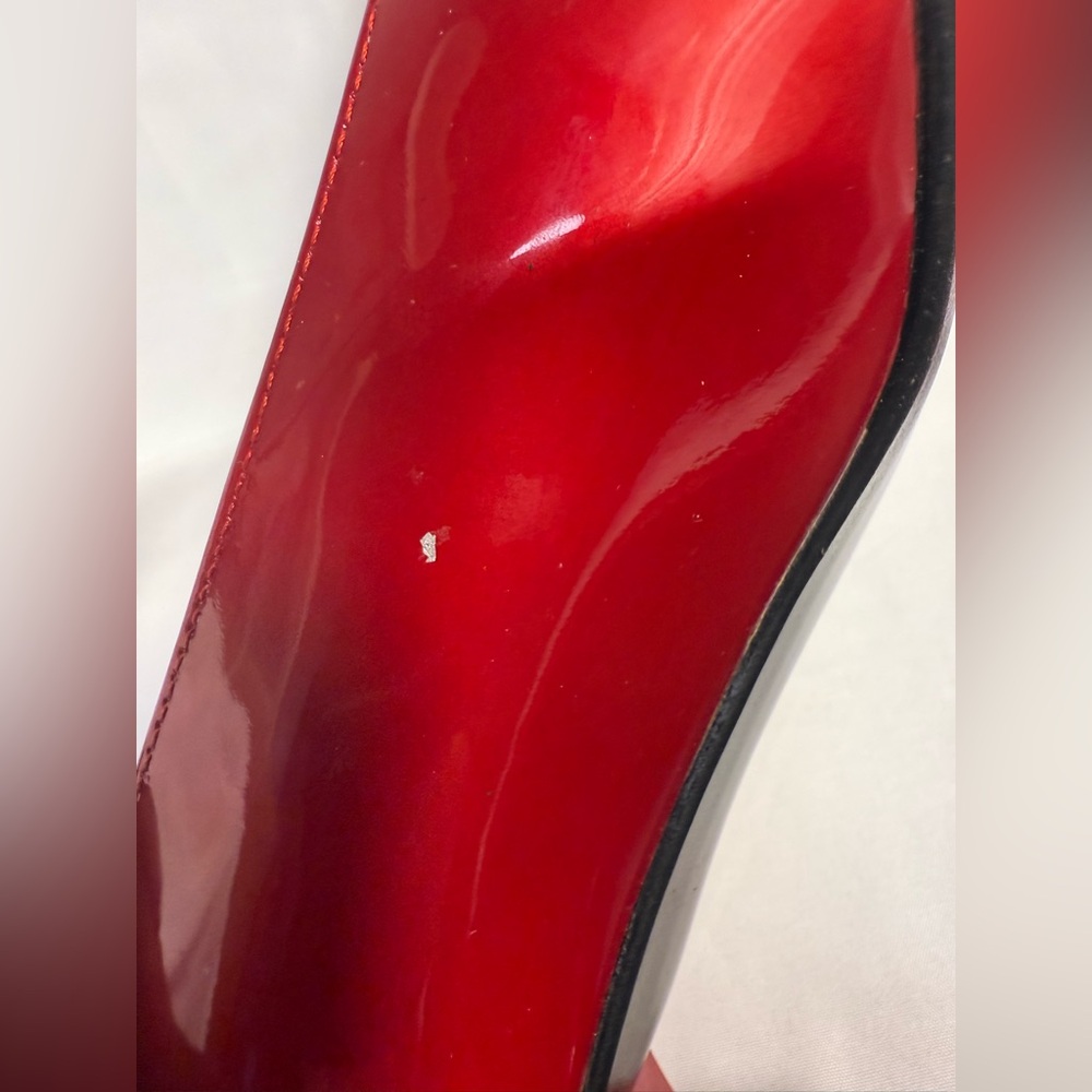 Stuart Weitzman Red Heels - Picture 13 of 16